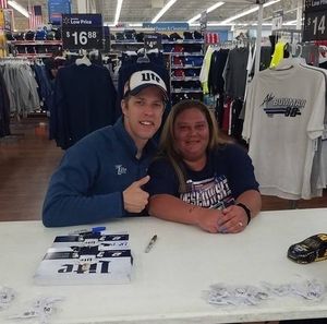 Meet your Posher, Nikki